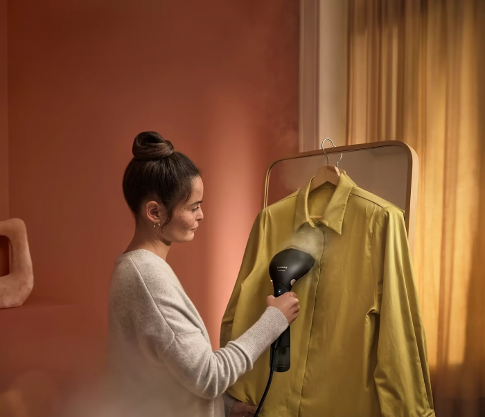 Чим ручний відпарювач кращий за праску
