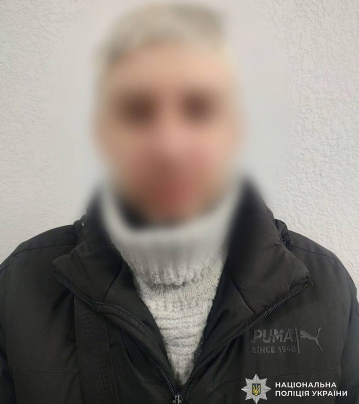 Ошукав подружжя пенсіонерів на понад 1,1 мільйона гривень: поліцейські Мукачева затримала підозрюваного у шахрайстві