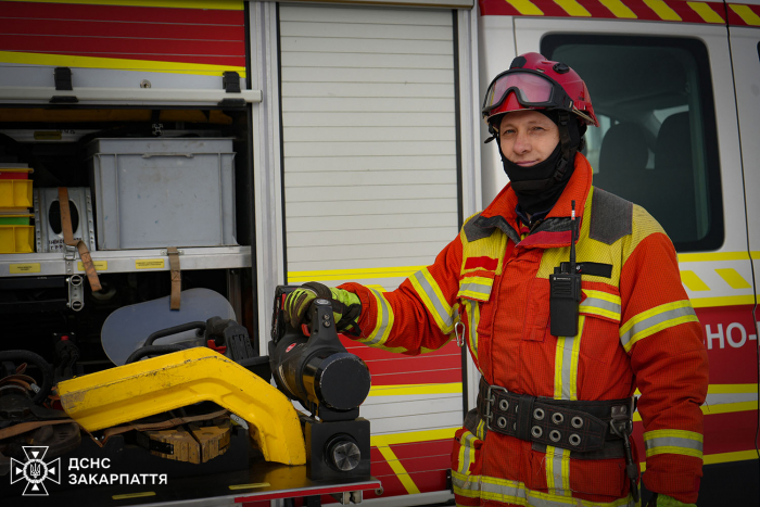 «Просто рятувальник»: історія закарпатського ДСНС-ника Володимира Ходанича