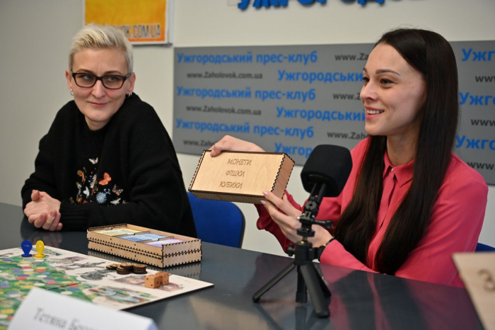 "Закарпатський квест": як дві переселенки створили настільну мандрівку краєм