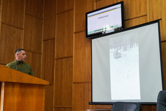 Представник 101-ї окремої Закарпатської бригади ТРО подякував громаді Ужгорода за підтримку підрозділу

