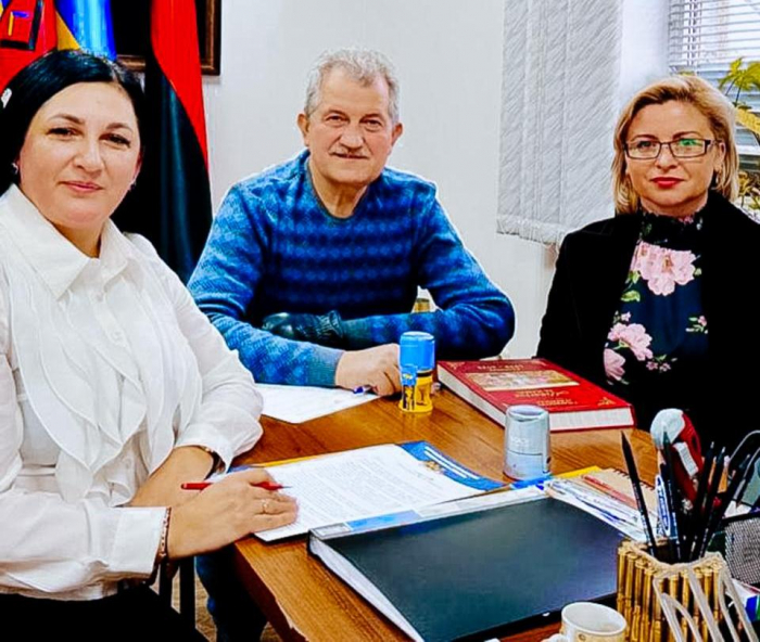 Закарпатський обласний центр підготовки населення до національного спротиву та Карпатський інститут підприємництва Університету «Україна» підписали меморандум про співпрацю