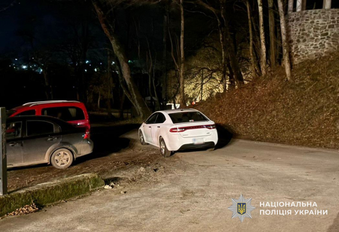 Поліцейські Ужгородщини затримали водія, який у стані сп’яніння здійснив наїзд на жінку-пішохода
