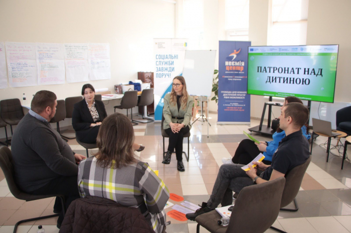 На Закарпатті триває підготовка кандидатів у сімейні форми виховання