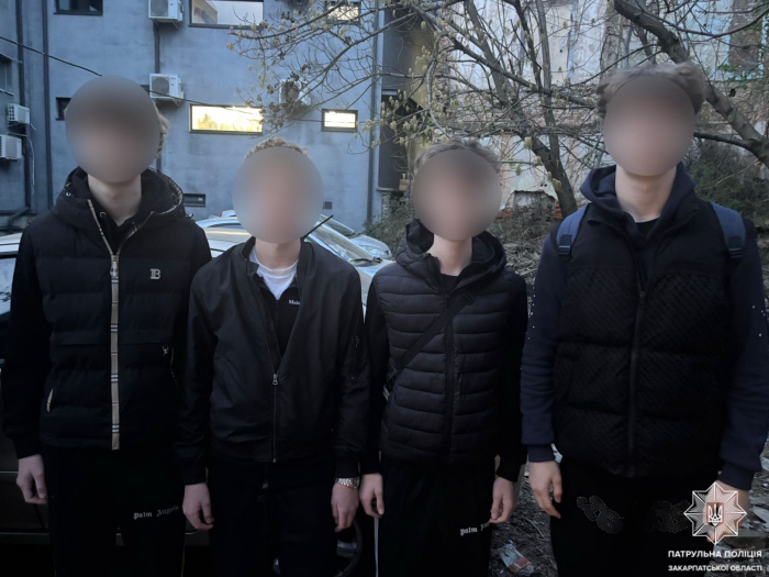 У центрі Ужгорода лунали постріли: поліція розшукала неповнолітніх