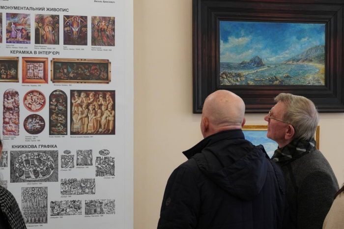 Виставку заслуженої художниці України Магдалини Пуглик-Белень відкрили в Ужгородському скансені