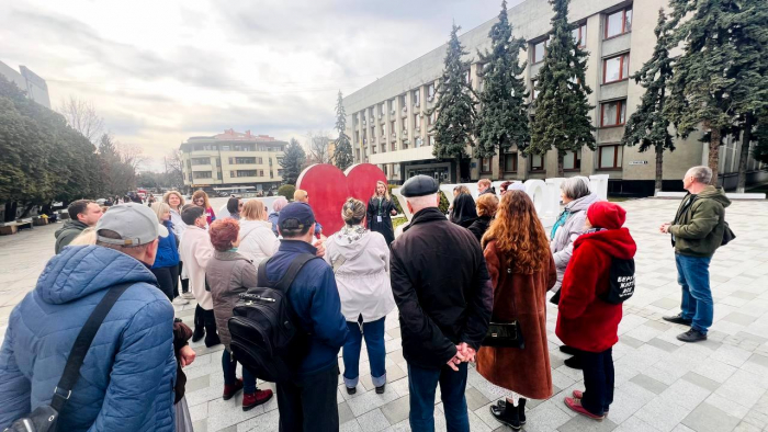В Ужгороді провели тематичну екскурсію, присвячену жінкам, чиї історії вплітаються у минуле міста