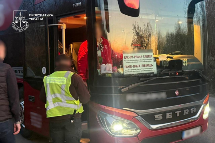 До 200 тисяч пасажирів поза касами: на Закарпатті викрили масштабну схему «тіньових» міжнародних перевезень