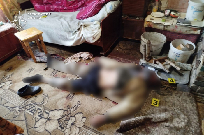 На Рахівщині взято під варту чоловіка, якого підозрюють у смертельному побитті односельця