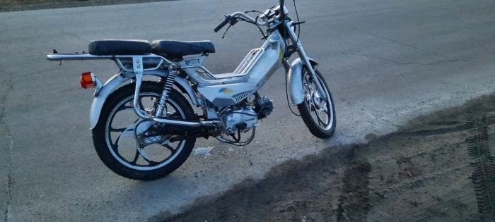 Як перевірити стан гальмівних колодок мопеда
