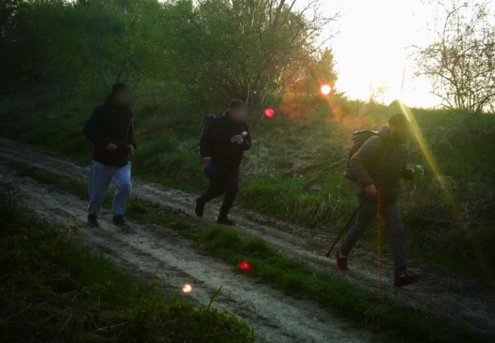 На кордоні зі Словаччиною затримали групу порушників

