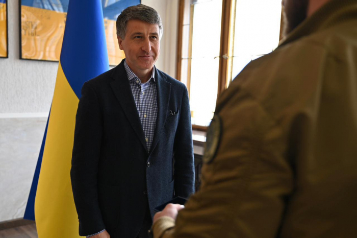 В ОВА вручили нагрудний знак «Честь і доблесть Закарпаття» бійцю підрозділу «Стугна»