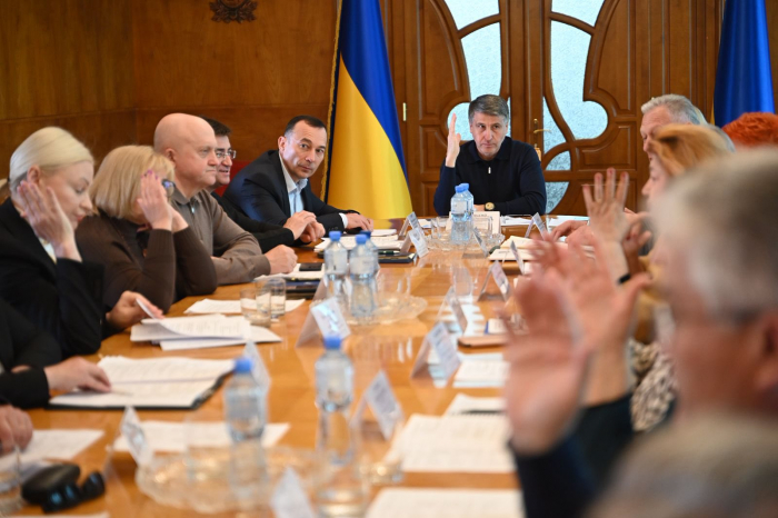 Відбулося перше у цьому році засідання Закарпатської обласної тристоронньої соціально-економічної ради – обрали нового голову