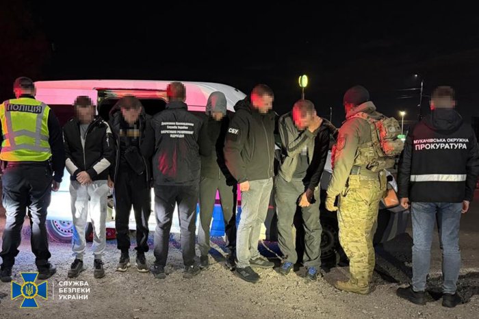 На Закарпатті СБУ, Нацполіція та прикордонники ліквідували ще два трансфери ухилянтів до ЄС