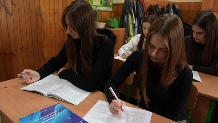 Майже 11 тисяч закарпатців зареєструвалися на НМТ: як готуються ужгородські випускники
