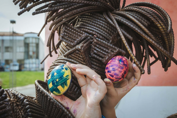 В Ужгороді відбулася щорічна акція "Писанки у стилі Енді Воргола"
