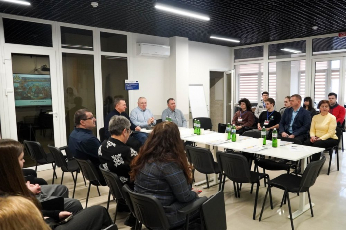 Smart-ідеї для Ужгорода: в УжНУ відбувся студентський хакатон