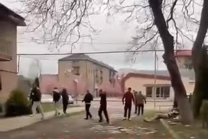 У межах розслідування встановлюються всі причетні до нападу на ветерана війни у Тячеві

