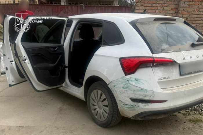 На Берегівщині затримано чоловіка, який викрав матір з 3-річною дівчинкою

