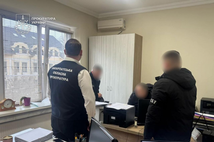 На Ужгородщині судитимуть голову сільради за обвинуваченням у заволодінні землею та легалізації доходів, здобутих злочинним шляхом