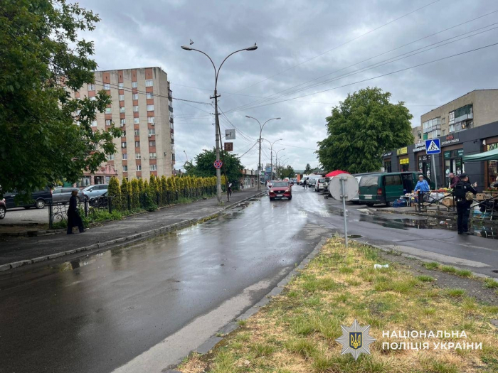 Поліція затримала п'яного водія в Ужгороді, який наїхав на пенсіонерку та втік з місця події