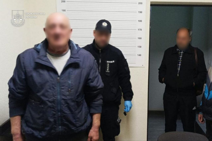 Сварка, яка призвела до вбивства – у Хусті на лаві підсудних чоловік, який вдарив ножем знайомого через зауваження
