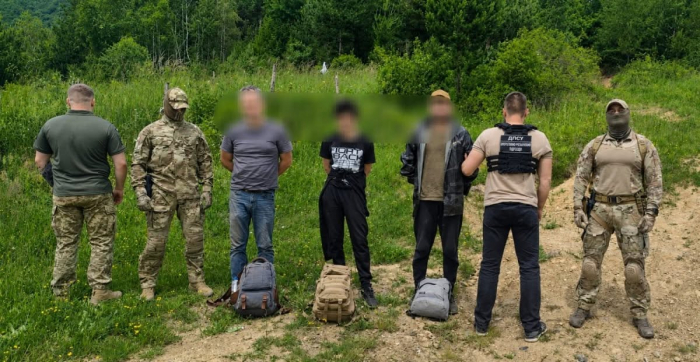 На кордоні зі Словаччиною затримали групу порушників