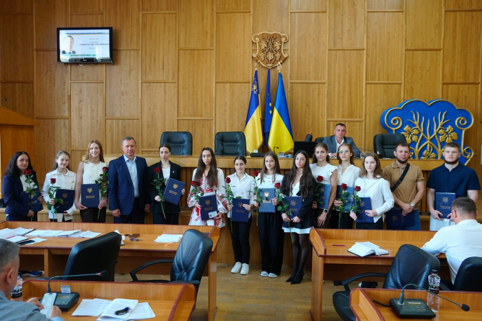 Богдан Андріїв вручив грамоти міської ради кращим художнім гімнасткам