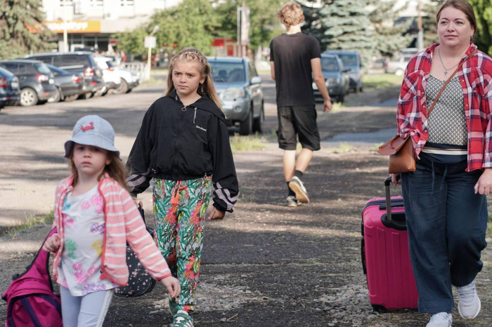 Канікули в серці Карпат: понад 50 дітей з Ужгорода та Донеччини вирушили на відпочинок до Рахівщини