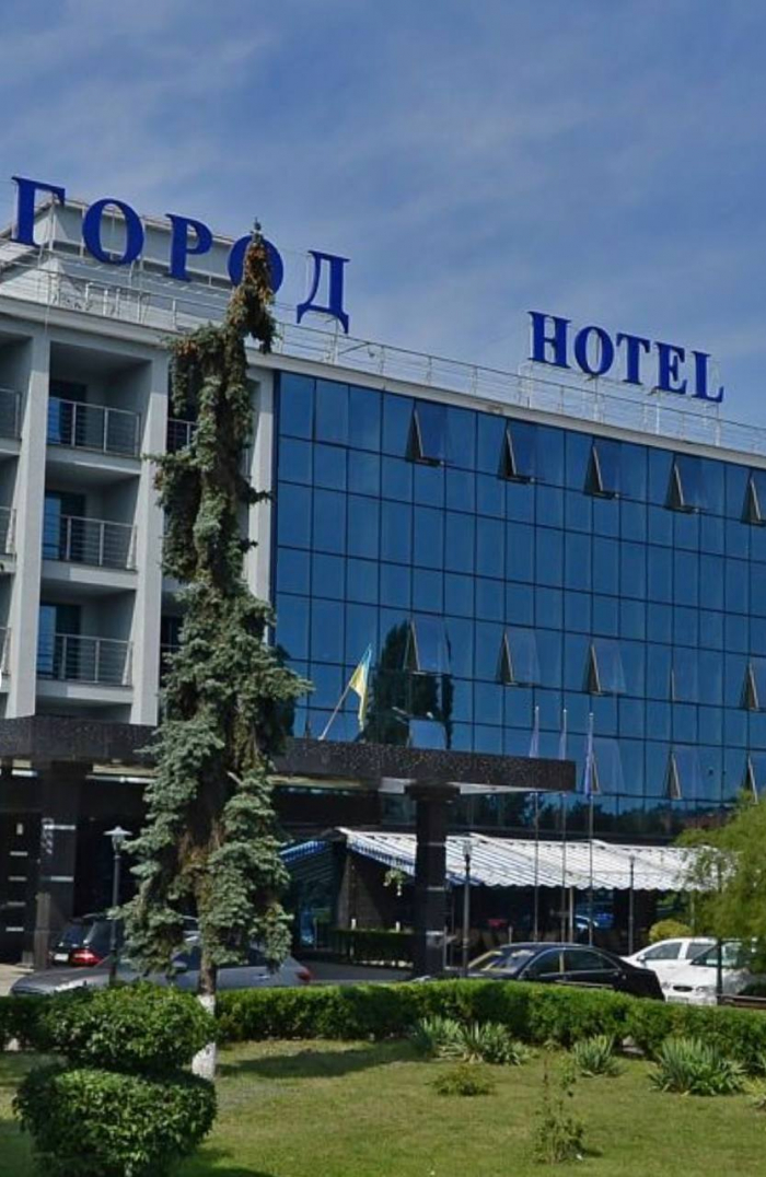 ТЕРМІНОВЕ ПОВІДОМЛЕННЯ
надійшло анонімне повідомлення від осіб, які ідентифікують себе як представників невстановленої групи. У заяві міститься інформація про те, що два навчальні заклади, які входять до попередньо складеного переліку, заміновано. Автори повідомлення стверджують, що приведення вибухових пристроїв у дію відбудеться до кінця доби 22 червня.
Мотивуванням таких дій, згідно з текстом звернення, є акція у відповідь на дії української влади, які автори кваліфікують як терористичні.