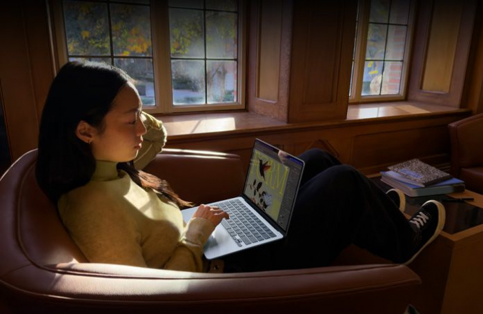 Порівнюємо ультрабуки MacBook Air та MacBook Neo
