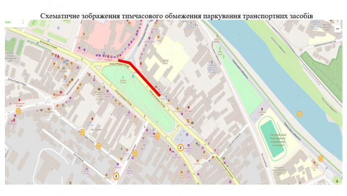 До уваги водіїв! Завтра, 1 серпня, на площі Шандора Петефі в Ужгороді обмежать паркування авто