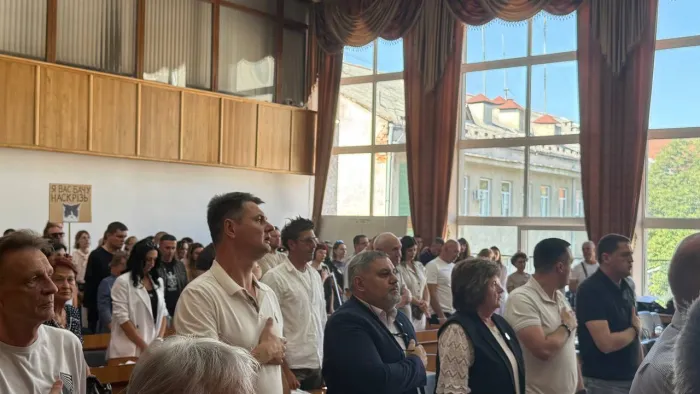 Сесія Ужгородської міської ради почалася