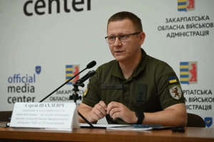 Добровільно обрати підрозділ і посаду: на Закарпатті розповіли про контрактну службу