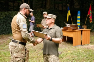 Прикордонник Равік: нищити ворога з неба і зберегти своїх на землі