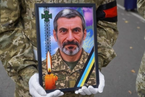 В Ужгороді сьогодні поховали 47-річного старшого солдата Олександра Талахадзе